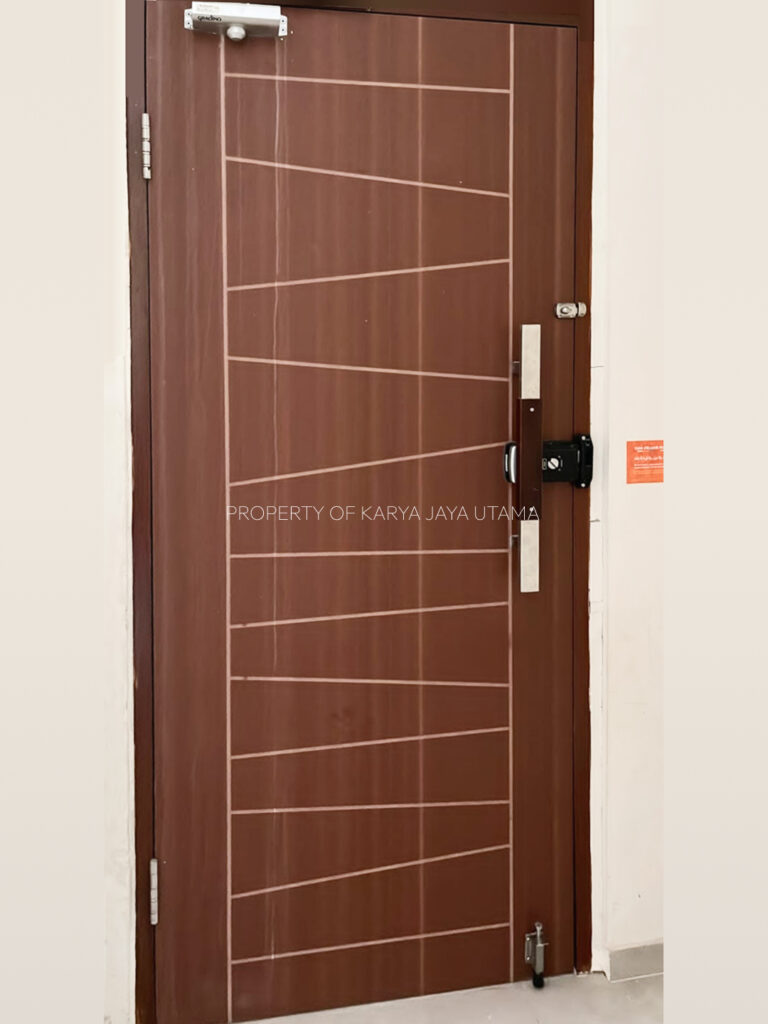 Pintu WPC Duma motif abstrak untuk proyek rumah tinggal